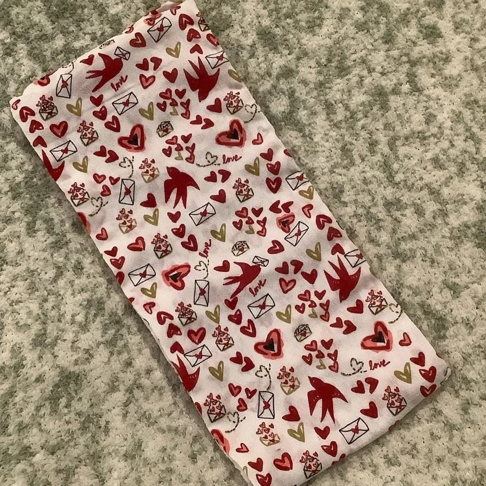 Sur La Table Valentine's Day Heart Print Towel NWT 20x30” Cotton